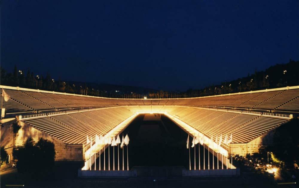 Апартаменты Myth2 - Hike Around Ancient Panathenaic Stadium Near Metro With View Of Big Park Экстерьер фото